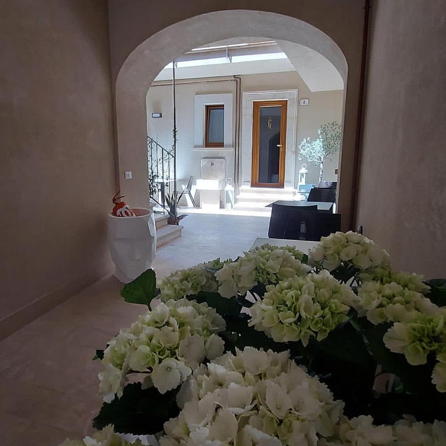 Ginevra Boutique Rooms - Palazzo Leosini - Residenze D'Epoca L'Aquila Exterior photo
